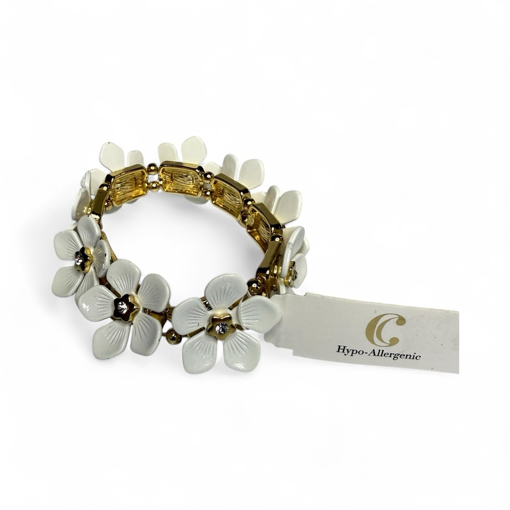 New Womens Charming Charlie White Gold Floral Stretch Bracelet One Size NWT Flaw